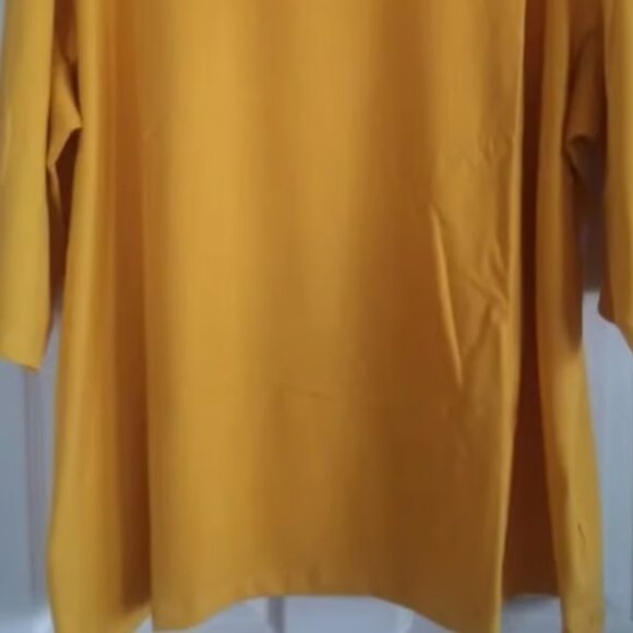 Denim & Co Essentials Golden Yellow Jersey Knit Tee- 5X- Like New - Picture 2 of 4